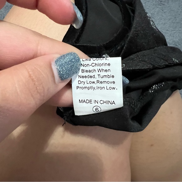 silver glitter butterfly crop top - Picture 4 of 4